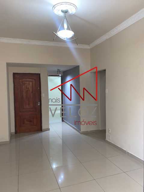 Apartamento à venda com 2 quartos, 64m² - Foto 1