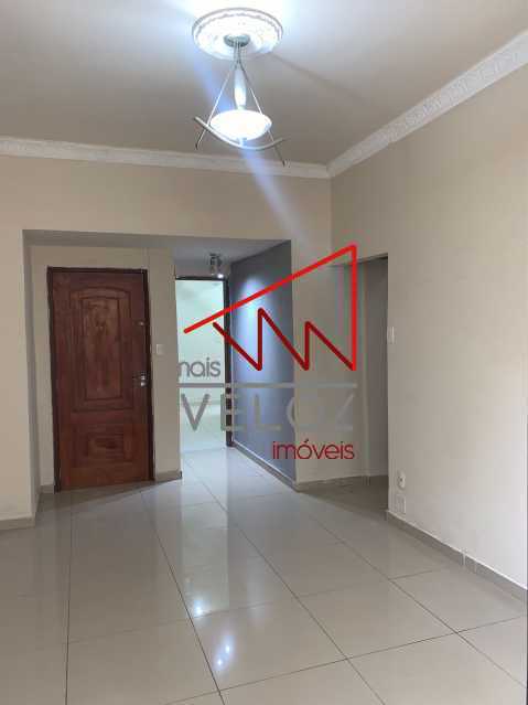 Apartamento à venda com 2 quartos, 64m² - Foto 18