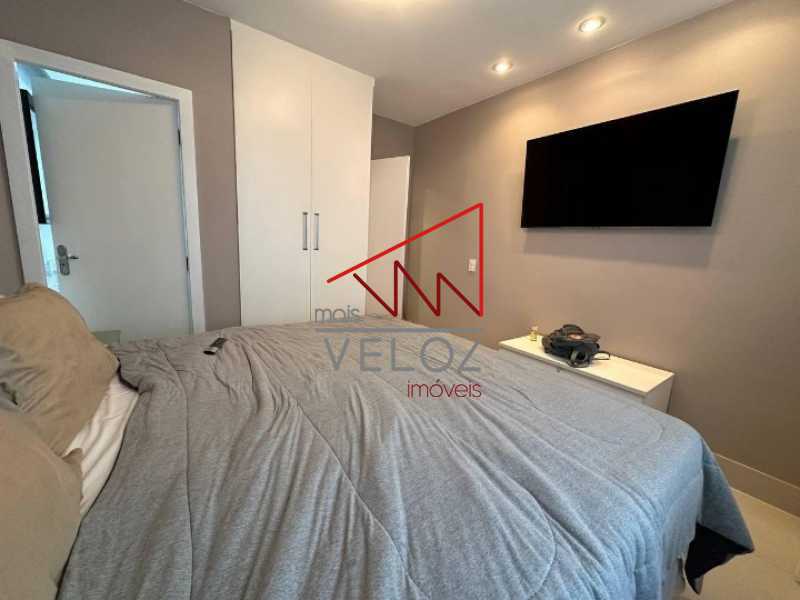 Apartamento à venda com 3 quartos, 105m² - Foto 15