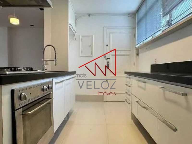 Apartamento à venda com 2 quartos, 105m² - Foto 8