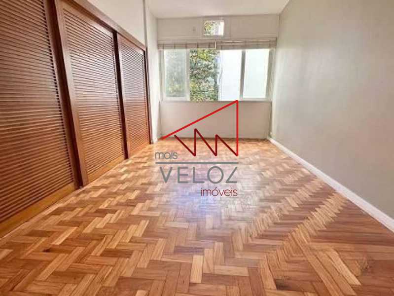 Apartamento à venda com 2 quartos, 105m² - Foto 3