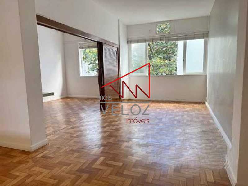 Apartamento à venda com 2 quartos, 105m² - Foto 4