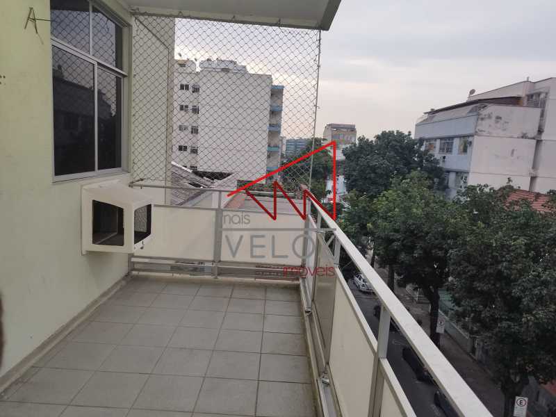 Apartamento à venda com 2 quartos, 69m² - Foto 21