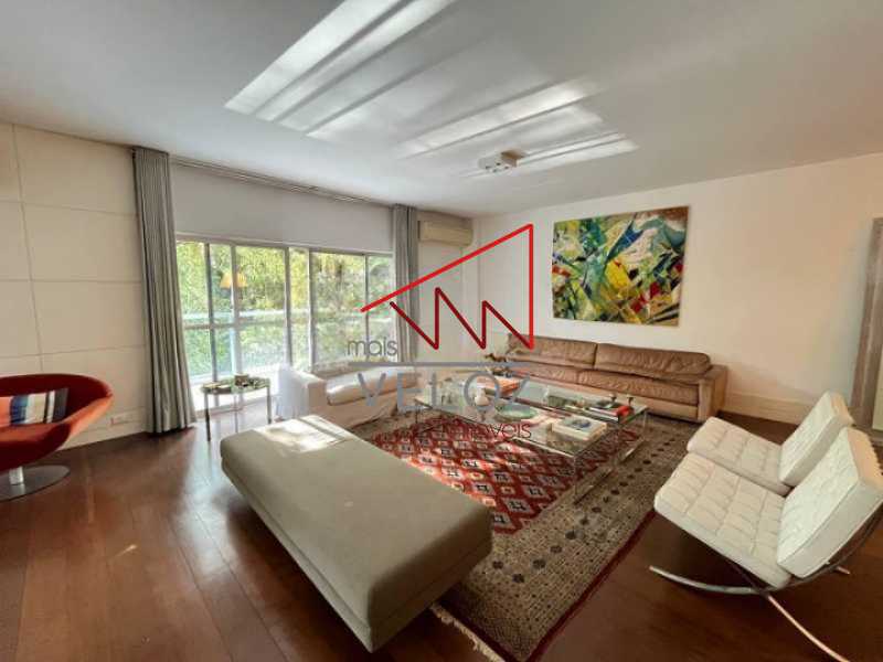 Apartamento à venda com 4 quartos, 335m² - Foto 2