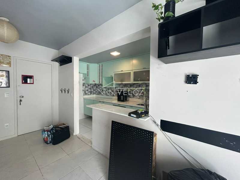 Apartamento à venda com 2 quartos, 76m² - Foto 10