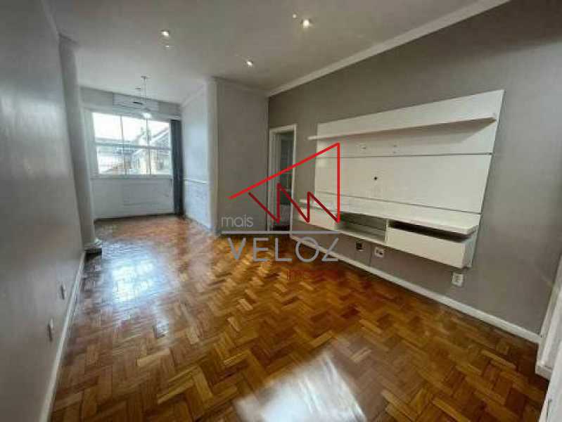 Apartamento à venda com 2 quartos, 83m² - Foto 1