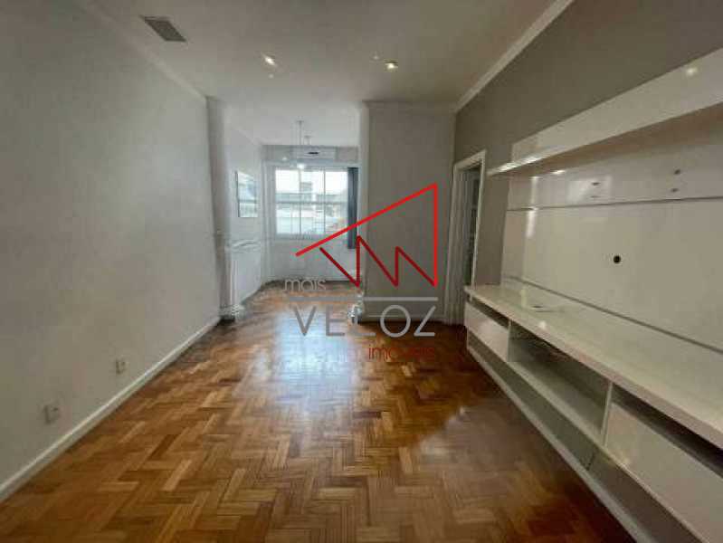 Apartamento à venda com 2 quartos, 83m² - Foto 2