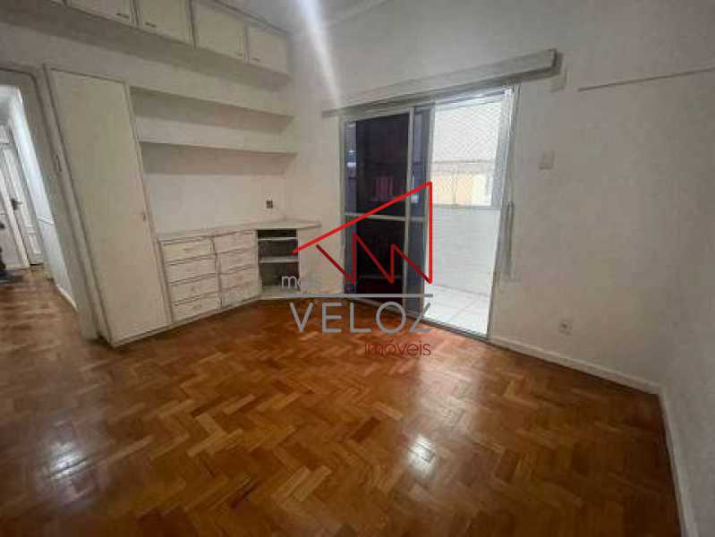 Apartamento à venda com 2 quartos, 83m² - Foto 6