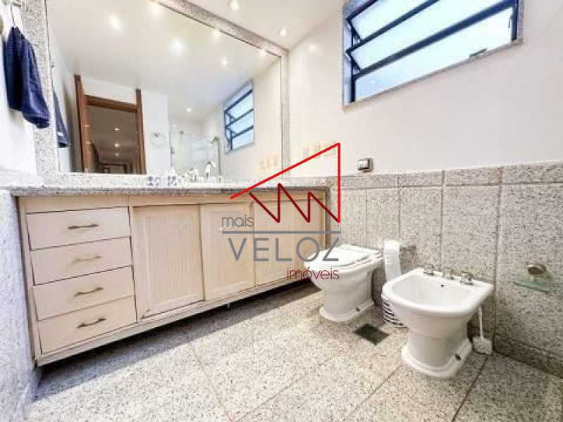 Cobertura à venda com 4 quartos, 330m² - Foto 20