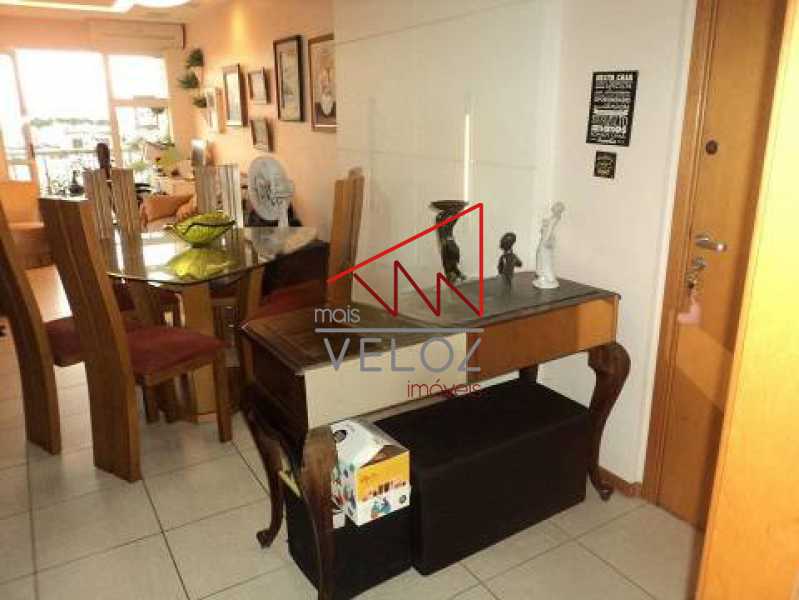 Apartamento à venda com 3 quartos, 87m² - Foto 2