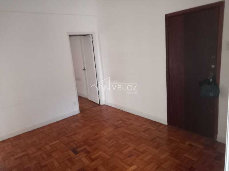 Apartamento à venda com 1 quarto, 57m² - Foto 4