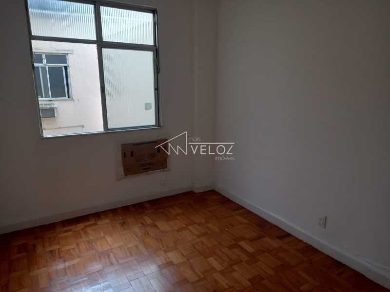 Apartamento à venda com 1 quarto, 57m² - Foto 12