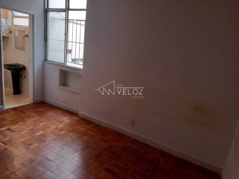 Apartamento à venda com 1 quarto, 57m² - Foto 18