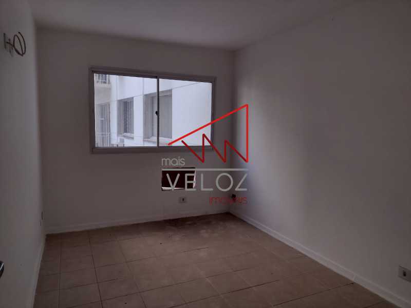 Apartamento à venda com 1 quarto, 49m² - Foto 10