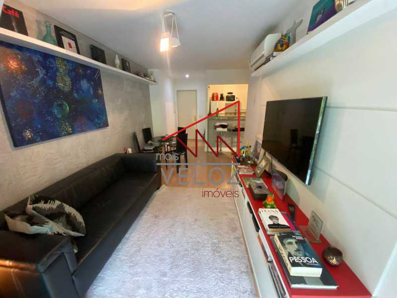 Apartamento à venda com 1 quarto, 44m² - Foto 5