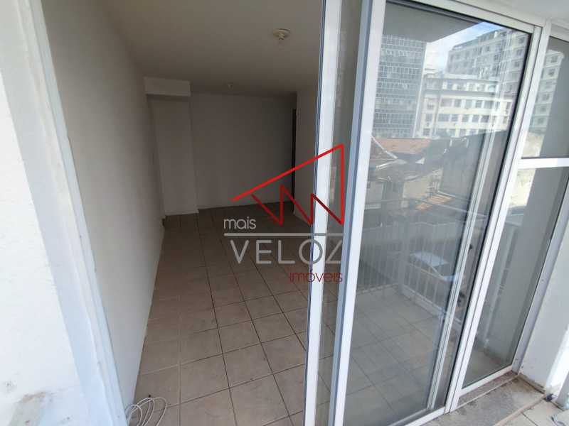 Apartamento à venda com 1 quarto, 49m² - Foto 5