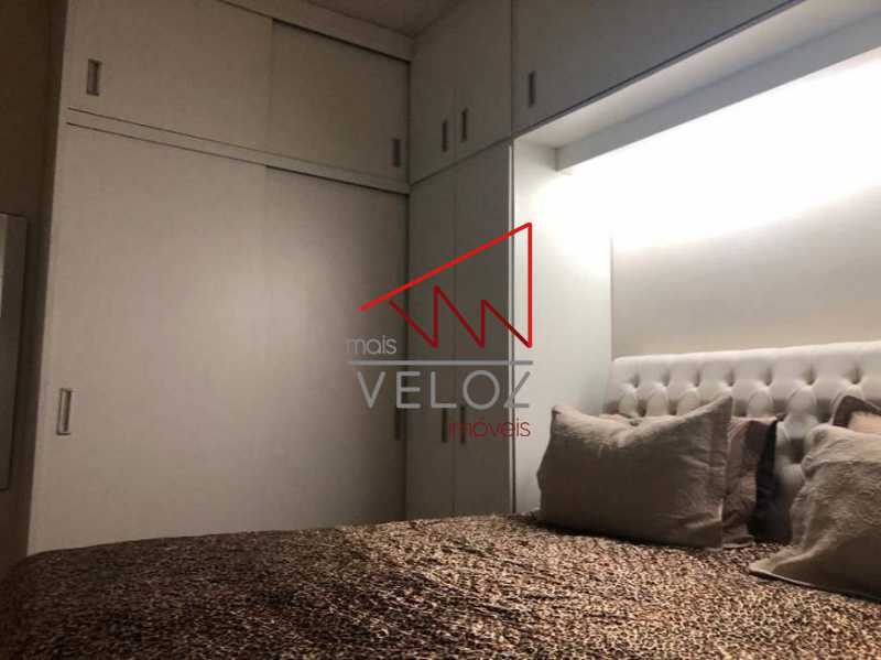 Apartamento à venda com 2 quartos, 62m² - Foto 15