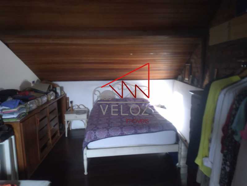 Casa à venda com 2 quartos, 160m² - Foto 15