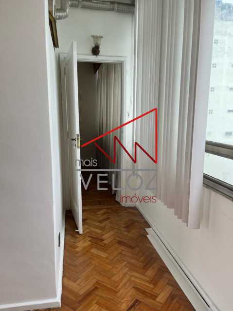 Apartamento à venda com 4 quartos, 202m² - Foto 13