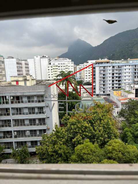 Apartamento à venda com 4 quartos, 202m² - Foto 17