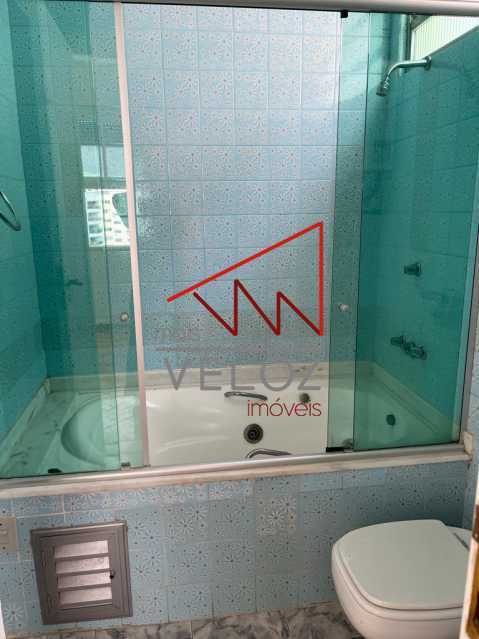 Apartamento à venda com 4 quartos, 202m² - Foto 20