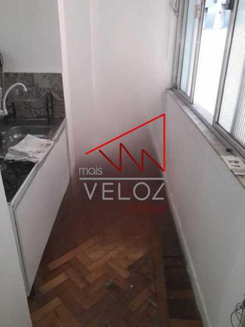 Apartamento à venda com 1 quarto, 38m² - Foto 18