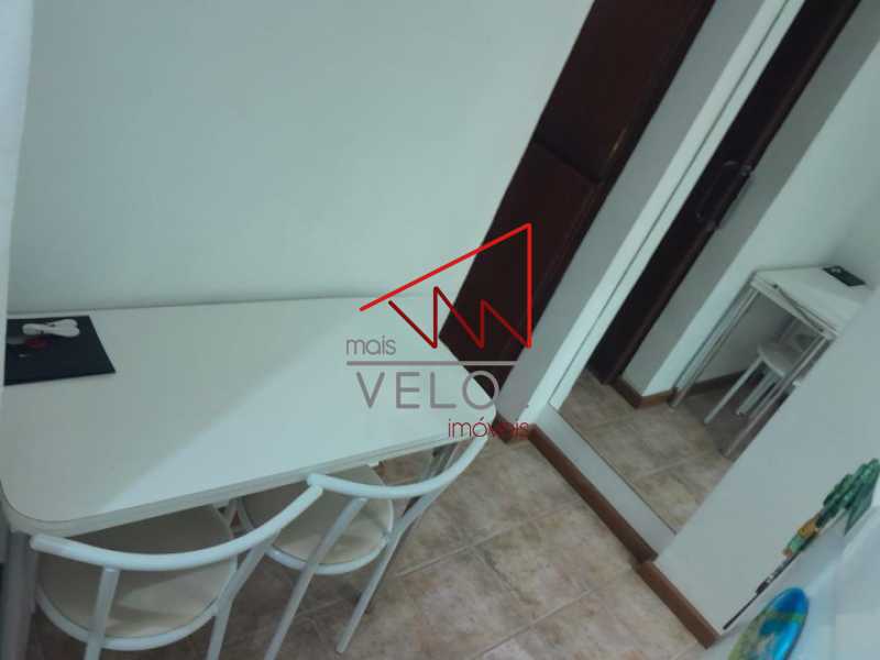 Apartamento à venda com 1 quarto, 28m² - Foto 11