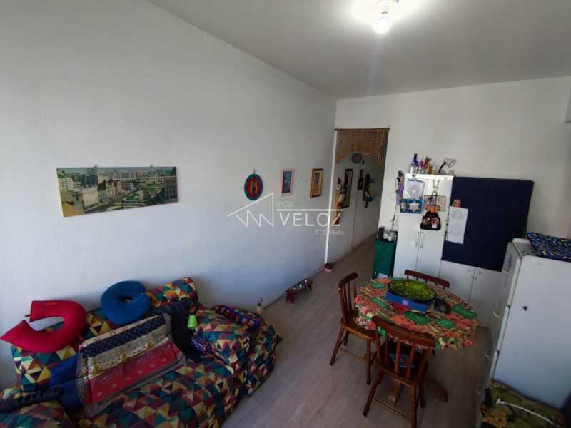 Apartamento à venda com 1 quarto, 50m² - Foto 22