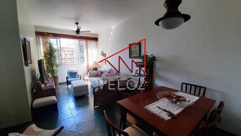 Apartamento à venda com 2 quartos, 78m² - Foto 2