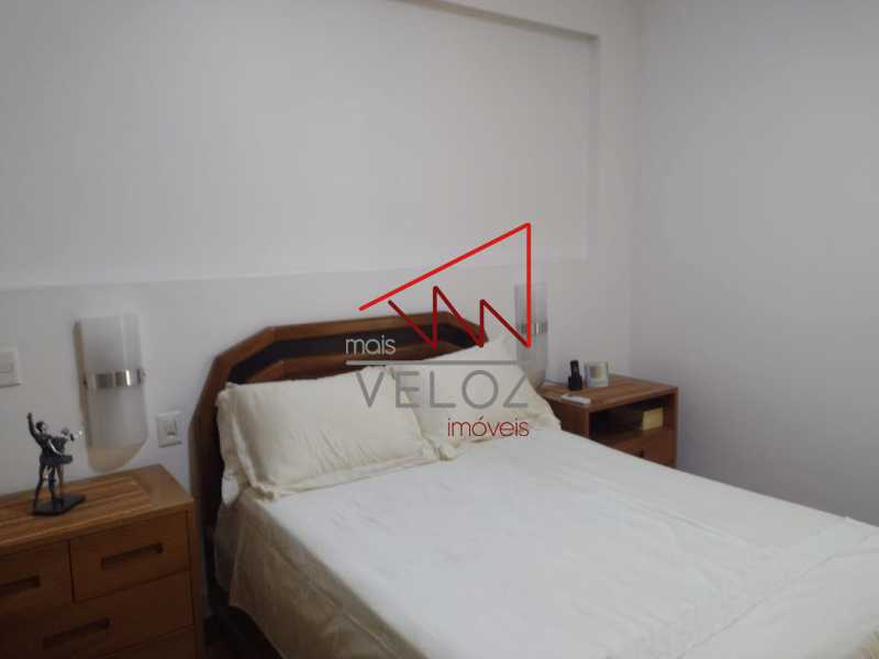 Apartamento à venda com 2 quartos, 75m² - Foto 7