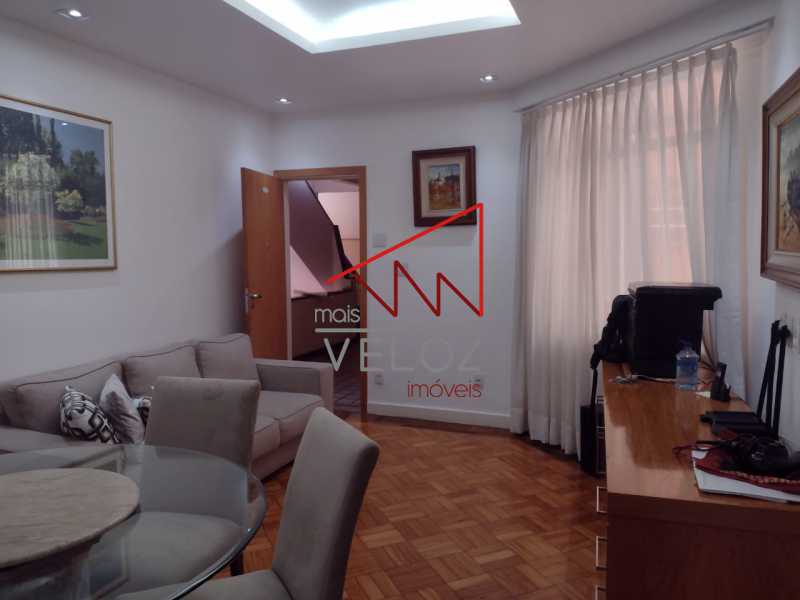 Apartamento à venda com 2 quartos, 75m² - Foto 1