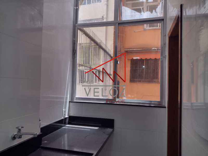 Apartamento à venda com 2 quartos, 62m² - Foto 25