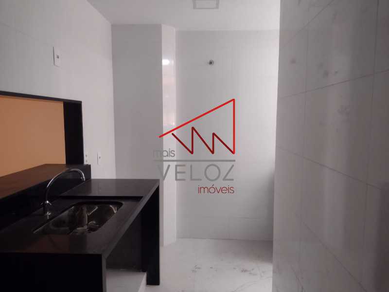 Apartamento à venda com 2 quartos, 62m² - Foto 21