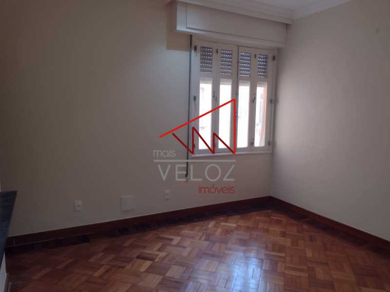 Apartamento à venda com 2 quartos, 62m² - Foto 6