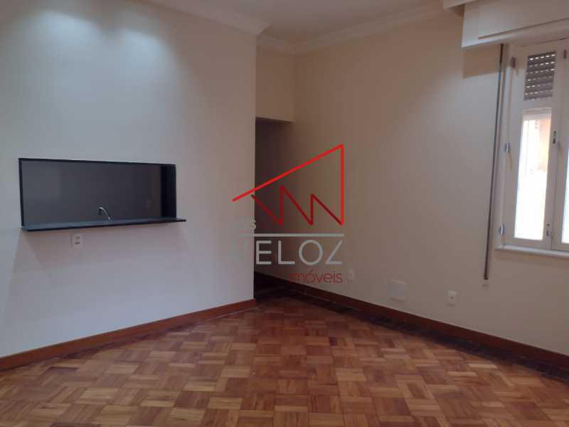 Apartamento à venda com 2 quartos, 62m² - Foto 1