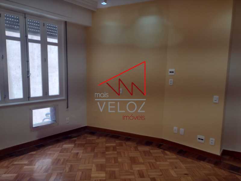 Apartamento à venda com 2 quartos, 62m² - Foto 16