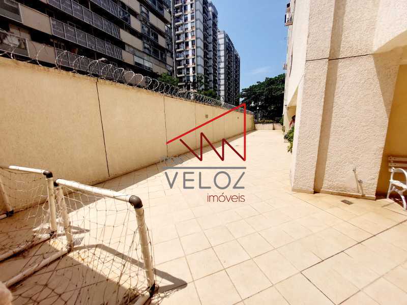 Apartamento à venda com 3 quartos, 110m² - Foto 31