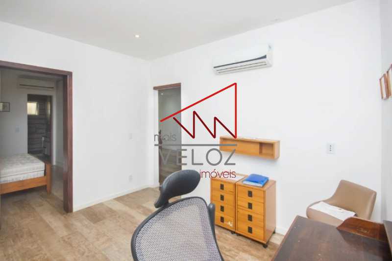 Apartamento à venda com 2 quartos, 80m² - Foto 13