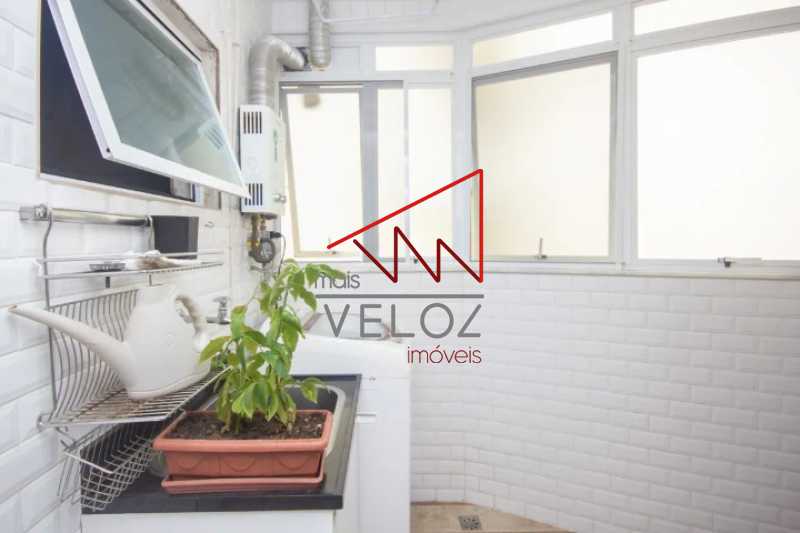 Apartamento à venda com 2 quartos, 80m² - Foto 25