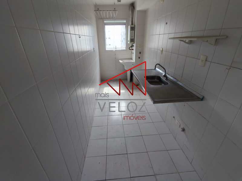 Apartamento à venda com 2 quartos, 60m² - Foto 15