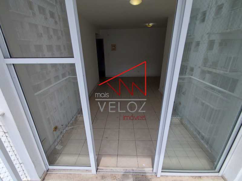 Apartamento à venda com 2 quartos, 60m² - Foto 6