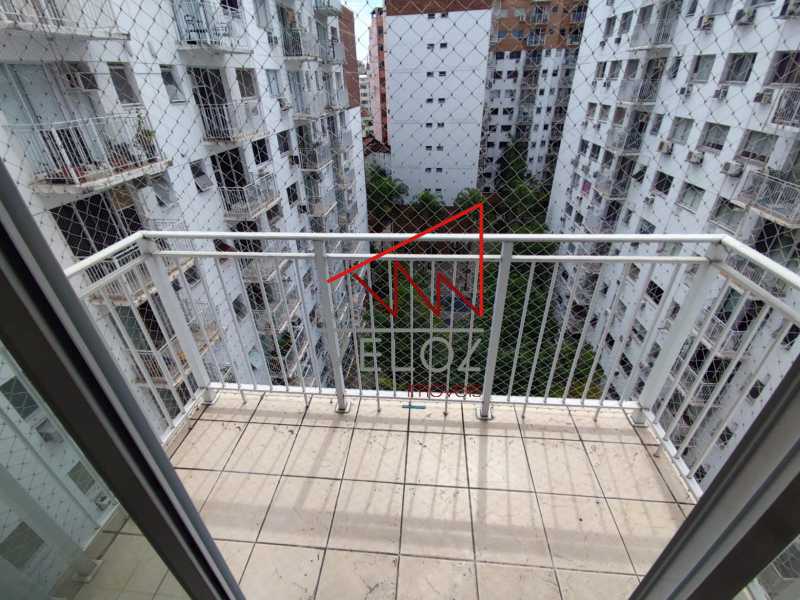 Apartamento à venda com 2 quartos, 60m² - Foto 4