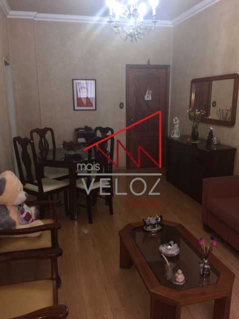 Apartamento à venda com 3 quartos, 90m² - Foto 1