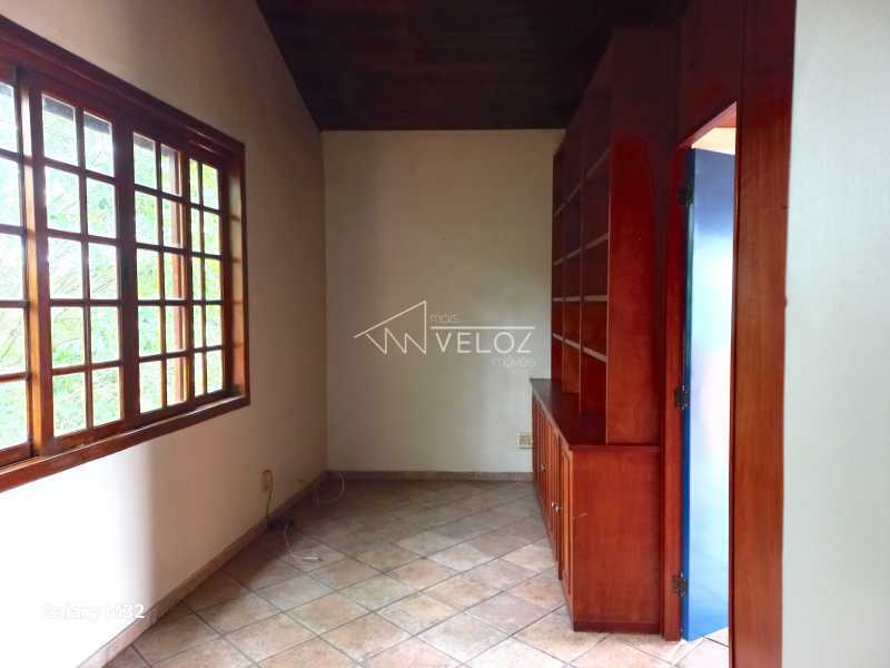 Casa de Vila à venda com 5 quartos, 200m² - Foto 11