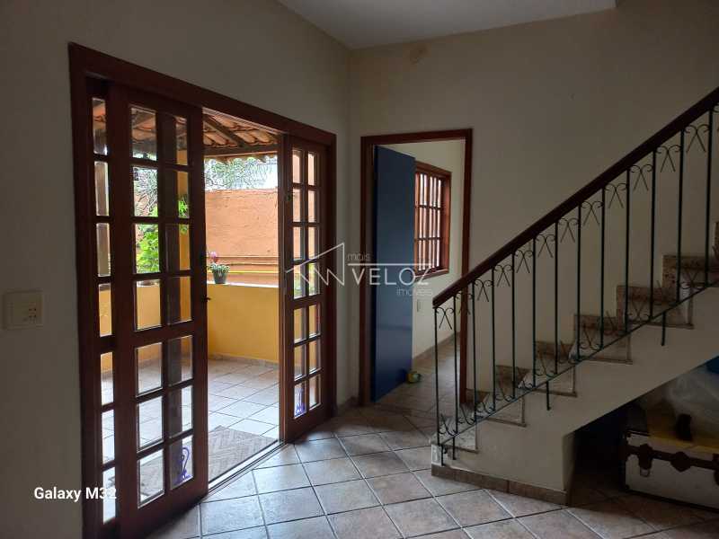 Casa de Vila à venda com 5 quartos, 200m² - Foto 25