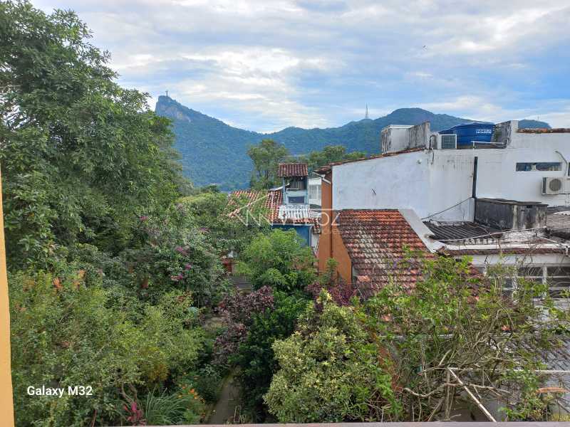 Casa de Vila à venda com 5 quartos, 200m² - Foto 30