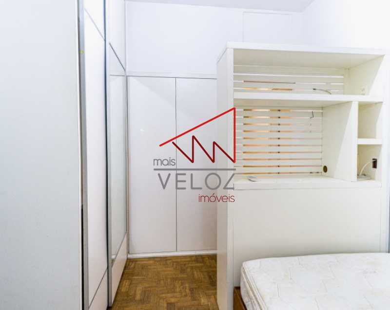 Apartamento à venda com 3 quartos, 180m² - Foto 14