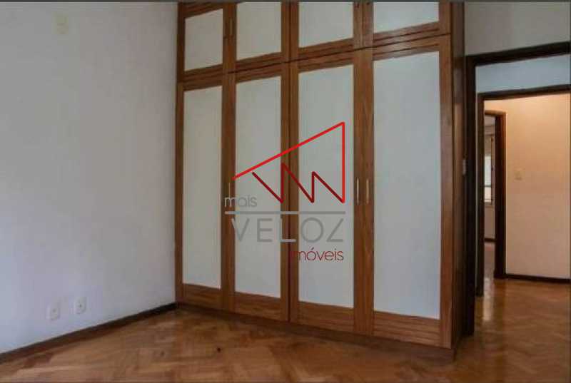 Apartamento à venda com 4 quartos, 206m² - Foto 4