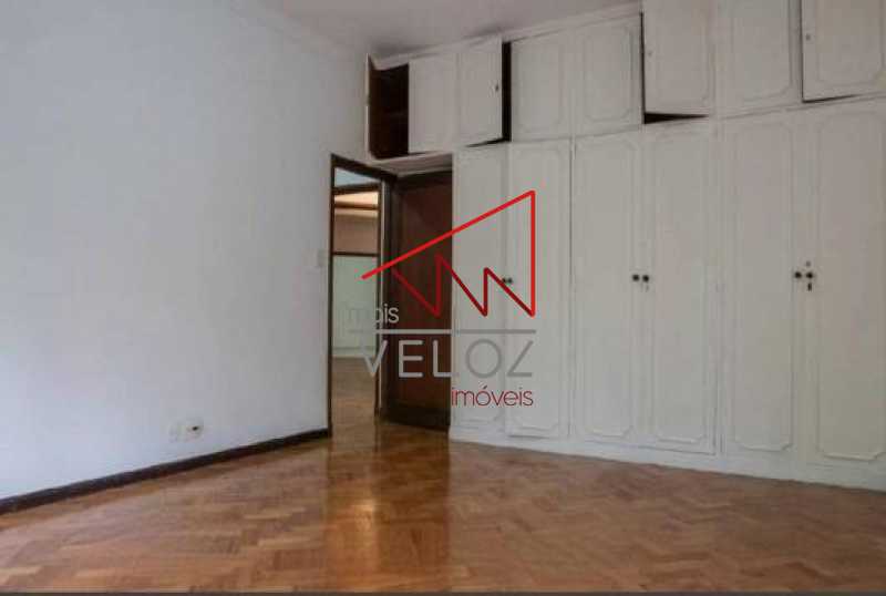 Apartamento à venda com 4 quartos, 206m² - Foto 9