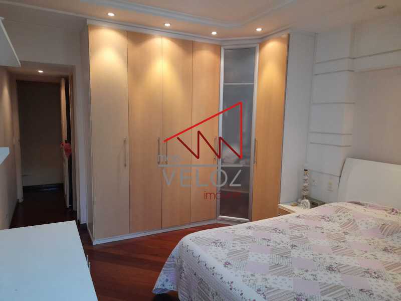 Apartamento à venda com 4 quartos, 140m² - Foto 9